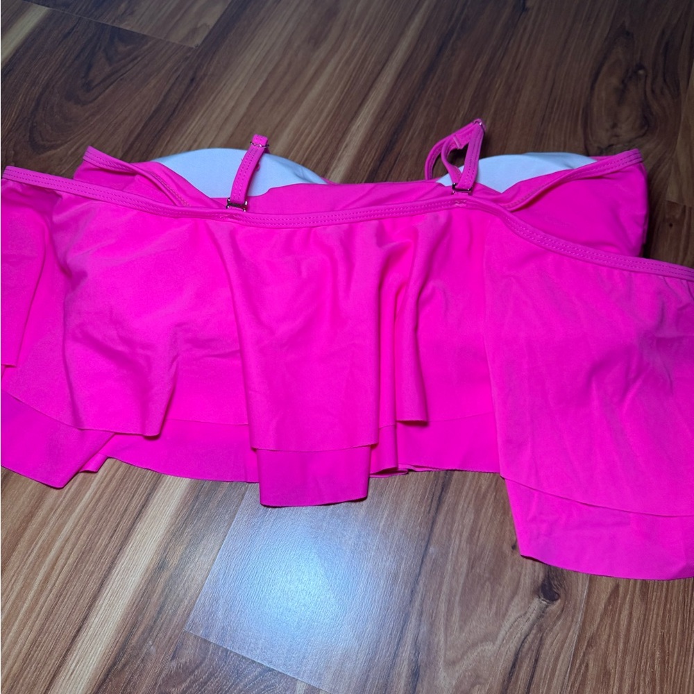 Hot Pink Ruffled full coverage bikini - Picture 7 of 9